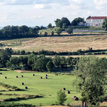 Oda ve Kahvaltı Bernac